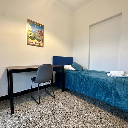 Apartament Lattre A Parking Et Terrasse